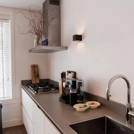 Bright 2-bedroom With Garden In South * Amsterdam