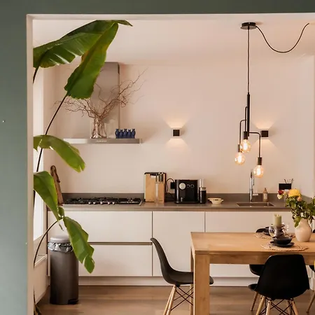 Bright 2-bedroom With Garden In South Apartman *