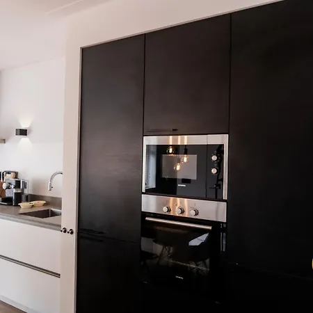 Apartman Bright 2-bedroom With Garden In South Amszterdam